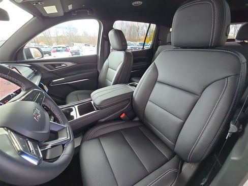 New 2026 Chevrolet Traverse LT w/ Midnight/Sport Edition image 19