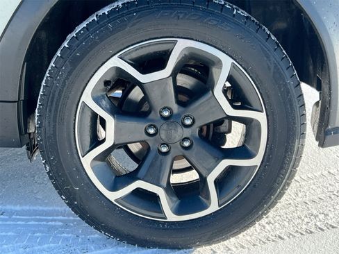 Used 2014 Subaru Crosstrek 2.0i Premium image 14