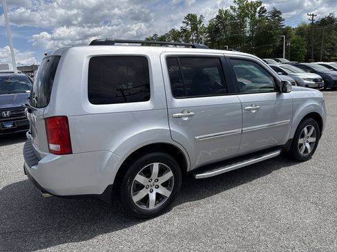 Used 2015 Honda Pilot Touring image 10