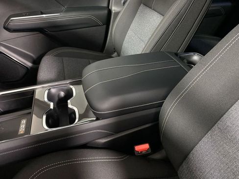 Used 2025 GMC Acadia Elevation w/ Black Edition image 21