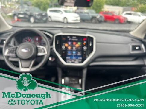 Used 2024 Subaru Ascent Premium w/ Convenience Package AWD/4WD image 12