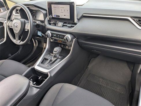 Used 2023 Toyota RAV4 LE image 13