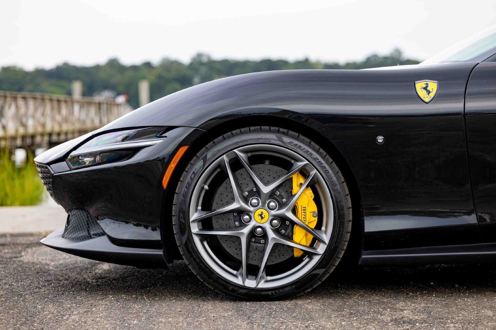 Used 2022 Ferrari Roma RWD image 10