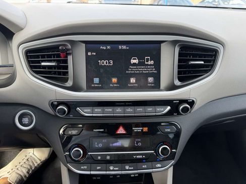 Used 2017 Hyundai Ioniq SEL FWD image 14