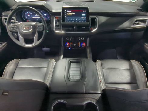 Used 2023 GMC Yukon SLT w/ SLT Premium Package AWD/4WD image 18