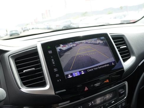 Used 2016 Honda Pilot Elite image 12