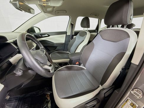 Certified 2025 Volkswagen Taos S image 5