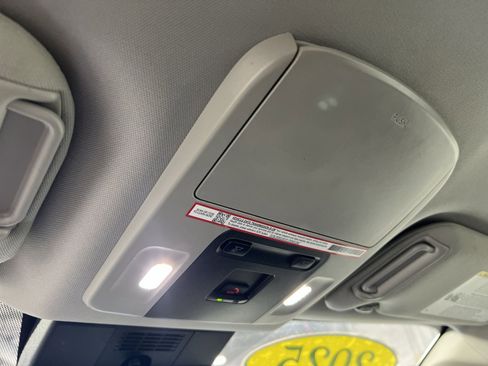 Used 2025 Toyota Camry LE image 35