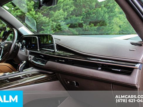 Used 2021 Cadillac Escalade Premium Luxury w/ Driver Assist Tech Package AWD/4WD image 27