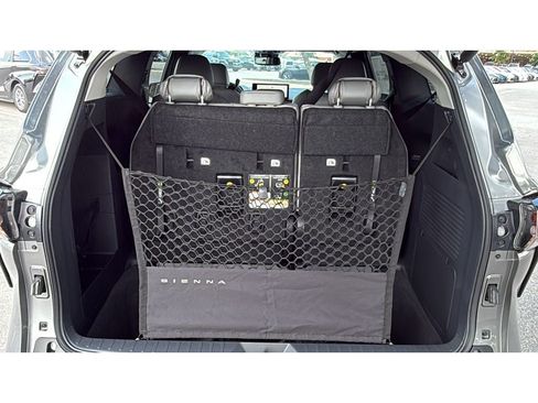 New 2026 Toyota Sienna XLE FWD image 70