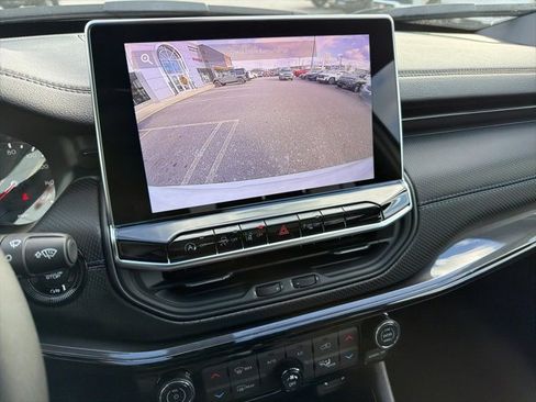 New 2026 Jeep Compass Limited image 14