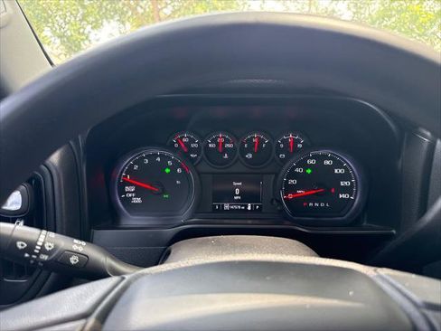 Used 2021 Chevrolet Silverado 1500 Custom AWD/4WD image 26