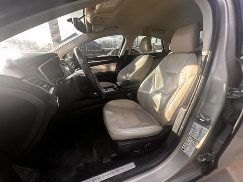 Used 2018 Ford Fusion Titanium image 14