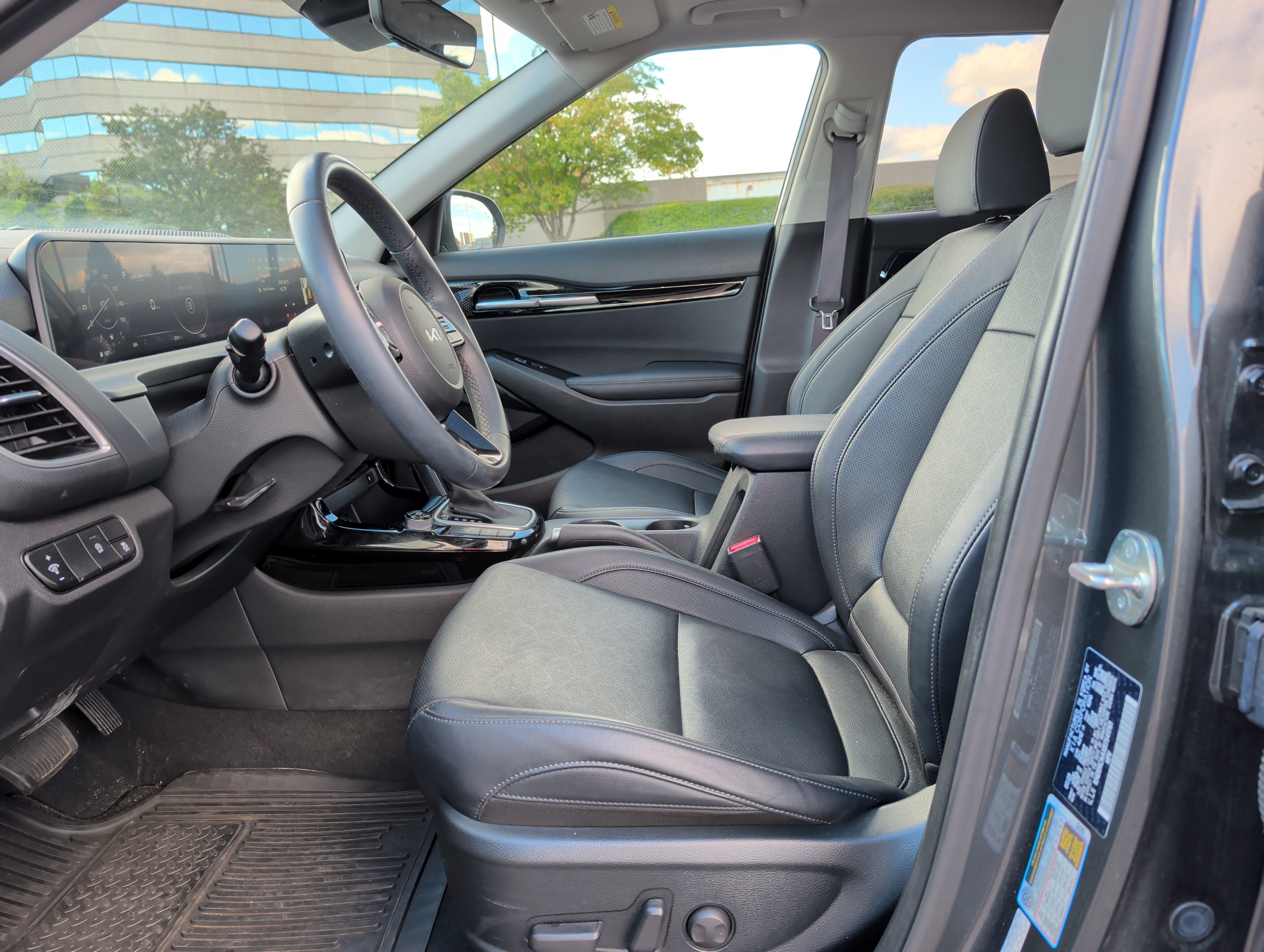 Certified 2024 Kia Seltos EX AWD/4WD image 6