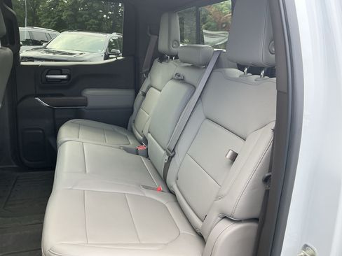 Used 2020 GMC Sierra 1500 SLT w/ SLT Premium Plus Package AWD/4WD image 28