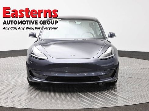 Used 2018 Tesla Model 3 Long Range image 2