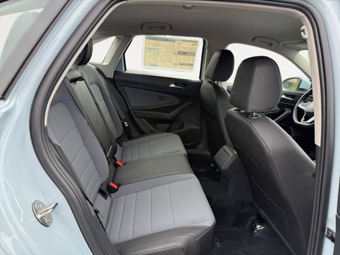 New 2025 Volkswagen Jetta SE image 18