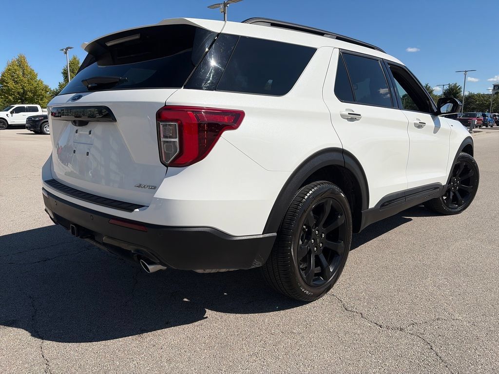 Used 2024 Ford Explorer ST-Line w/ Class IV Trailer Tow Package AWD/4WD image 7