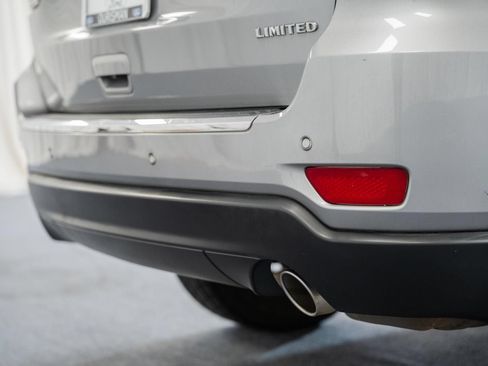 Used 2019 Jeep Grand Cherokee Limited w/ Luxury Group II RWD image 7