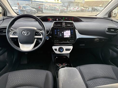 Used 2017 Toyota Prius Prime Plus image 8