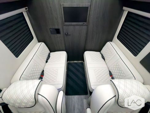 Used 2026 Mercedes-Benz Sprinter 2500 image 13