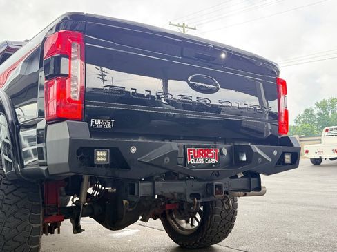 Used 2023 Ford F250 Lariat w/ Lariat Ultimate Package AWD/4WD image 8