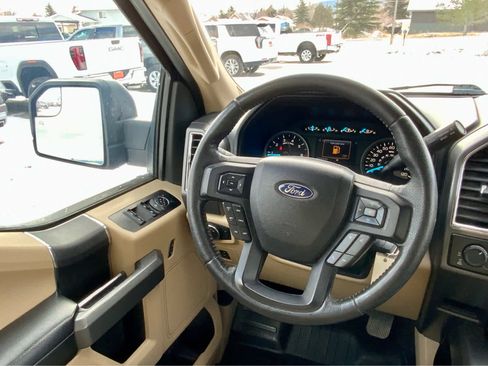 Used 2015 Ford F150 XLT w/ Equipment Group 301A Mid image 32