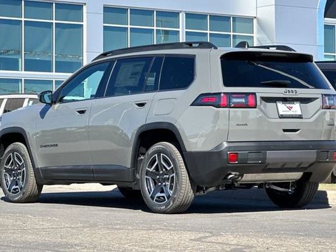 New 2026 Jeep Cherokee Laredo AWD/4WD image 5