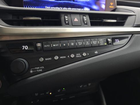 Certified 2020 Lexus ES 350 w/ Premium Package image 25