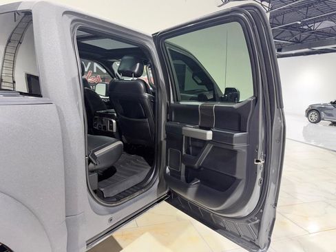 Used 2018 Ford F150 Raptor w/ Equipment Group 802A Luxury image 17