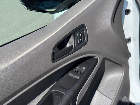 Used 2022 Ford Transit Connect XL FWD image 16