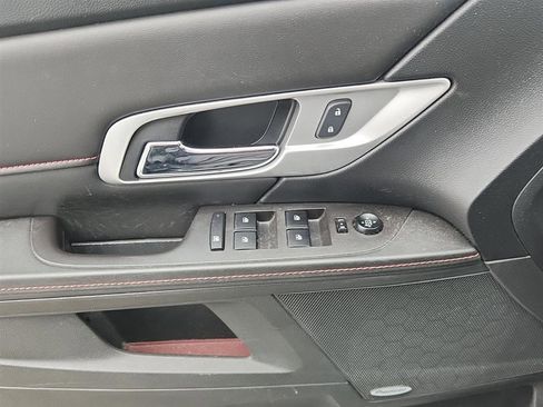 Used 2015 GMC Terrain SLE image 14