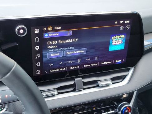 Used 2025 Chevrolet Equinox LT w/ Convenience Package II FWD image 23