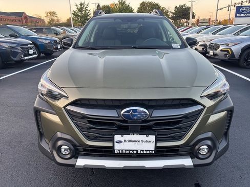 New 2025 Subaru Outback Limited image 2