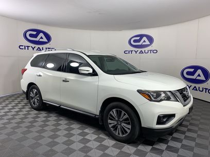 Used 2020 Nissan Pathfinder SV