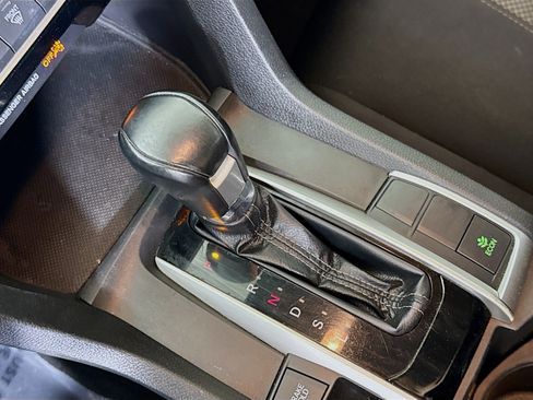 Used 2019 Honda Civic EX image 20