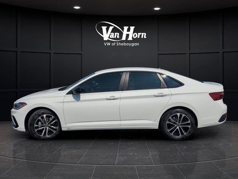 New 2025 Volkswagen Jetta Sport image 11