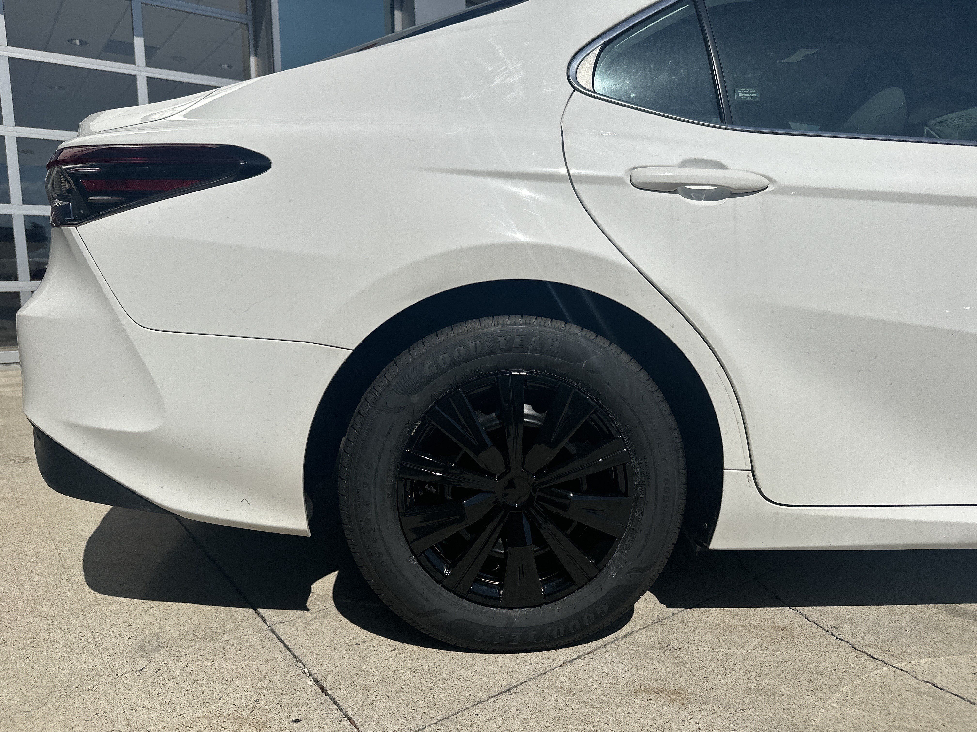 Used 2023 Toyota Camry LE FWD image 16