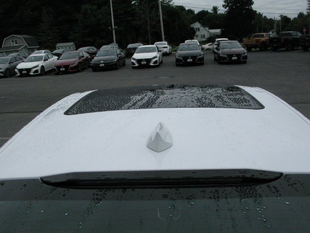 Used 2024 Chevrolet Malibu LT FWD image 6