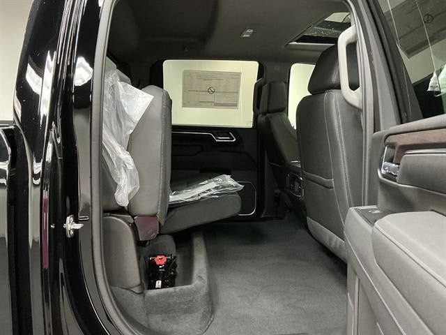 New 2026 GMC Sierra 2500 SLT w/ SLT Premium Package AWD/4WD image 32