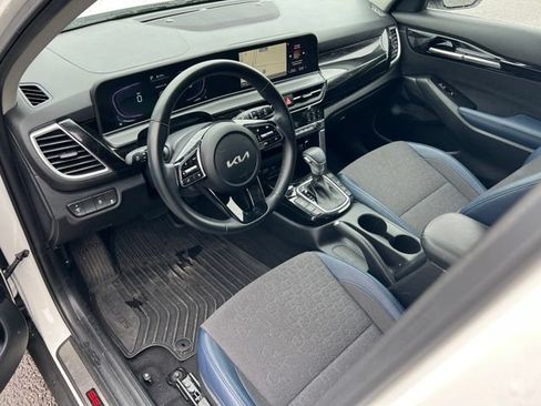Certified 2025 Kia Seltos S AWD/4WD image 13