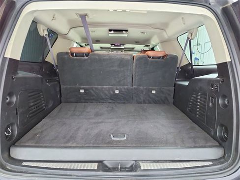 Used 2016 Cadillac Escalade ESV Premium image 55