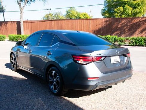 Used 2022 Nissan Sentra SV image 10