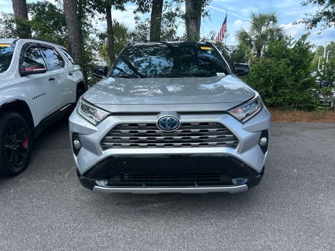Used 2020 Toyota RAV4 XSE w/ XSE Grade Weather Package AWD/4WD image 2
