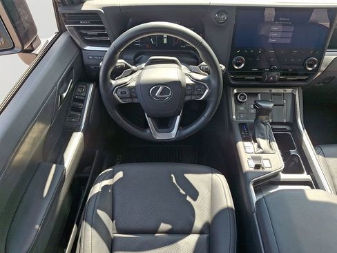 Used 2024 Lexus GX 550 AWD/4WD image 12