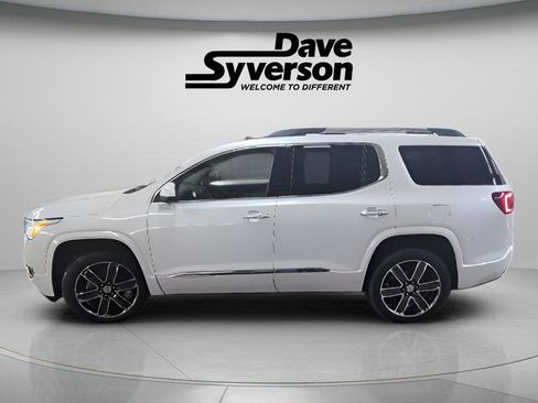 Used 2018 GMC Acadia Denali image 2