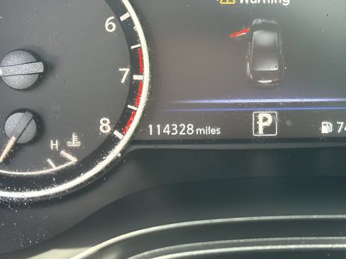 Used 2017 Nissan Maxima Platinum FWD image 31
