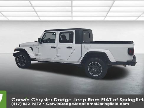 Certified 2023 Jeep Gladiator Overland image 11