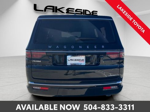 Used 2024 Jeep Wagoneer L Series II image 5