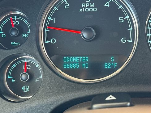 Used 2013 Chevrolet Tahoe LTZ image 27